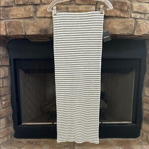 NWT Forever 21 Gray and White Striped, Strapless Pencil Skirt
